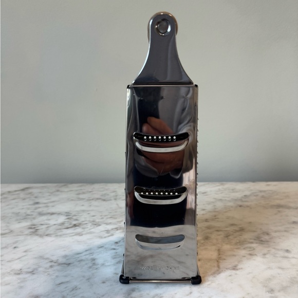 Hearth & Hand Stainless steel cheese grater with acacia handle - Picture 6 of 12